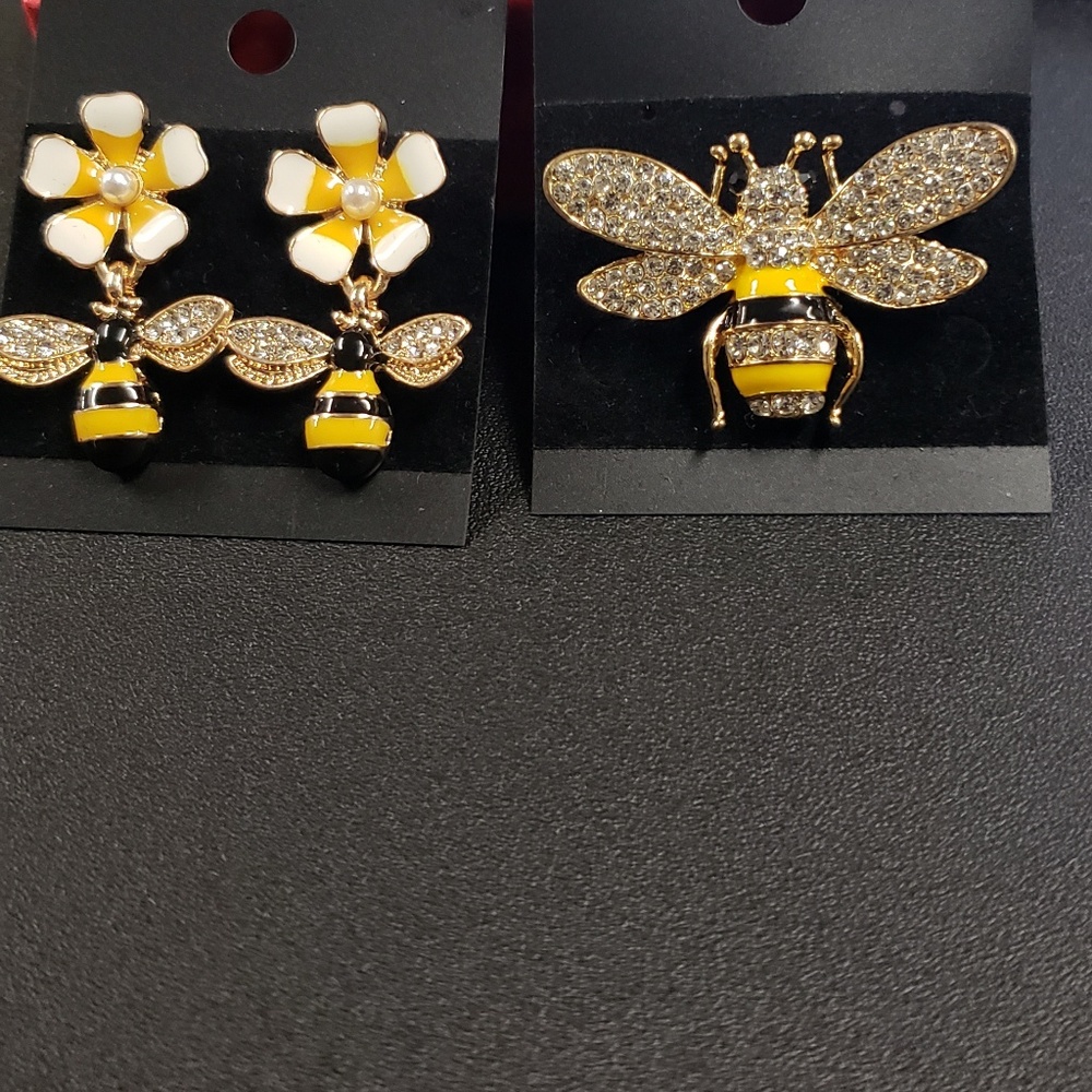 Just Arrived! Bumblebee Earrings and BroochSet